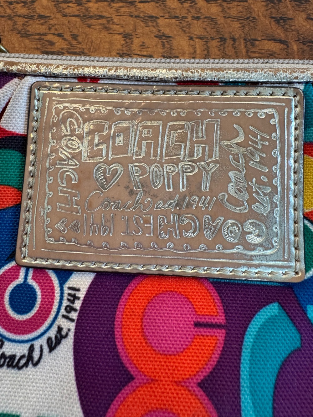 Coach Poppy Pop C Graffiti Multicolor Wristlet Pouch Good Trim - Picture 4 of 5